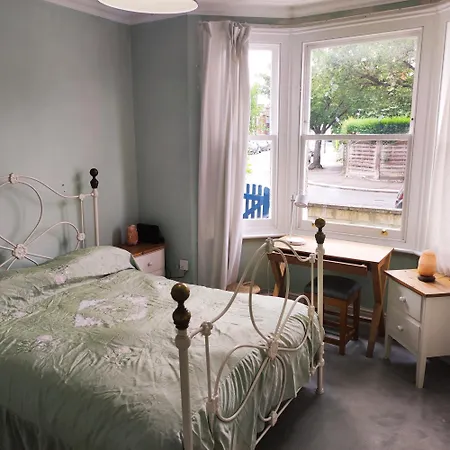 Cosy London Double Room Near Wimbledon Extérieur photo