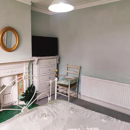 Cosy London Double Room Near Wimbledon Extérieur photo
