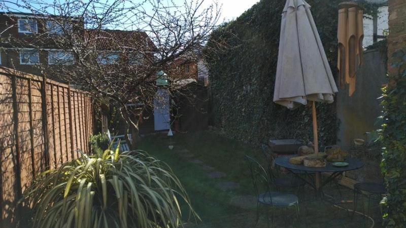 Alloggio in famiglia Cosy Double Near Wimbledon Londra